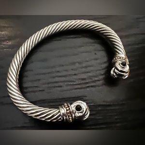 Open bangle bracelet